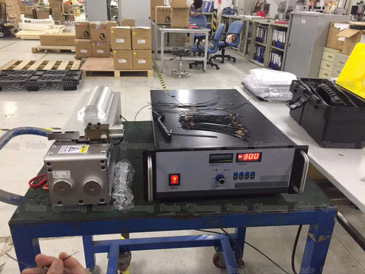 موصل محطة لحام سلك الربط بالموجات فوق الصوتية بواسطة 20 كيلو هرتز 4000 واط أحدث تكنولوجيا بالموجات فوق الصوتية